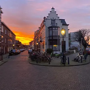 Hotel 't Sonnehuys, Haga